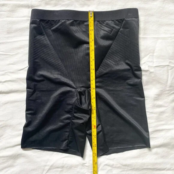 SPANX SPANXshape™ Invisible Mid-Thigh Short Women's XS Black Shapewear - Picture 8 of 12